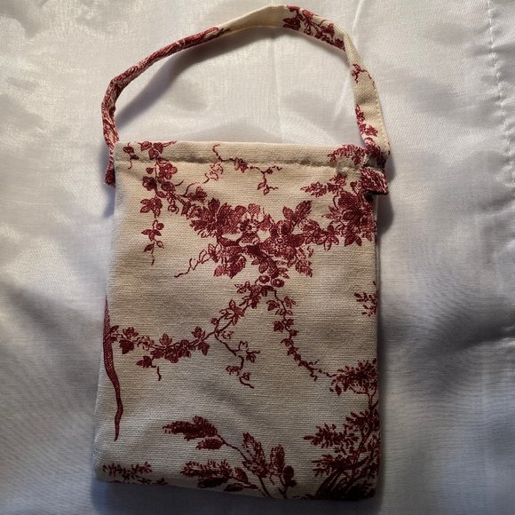 Smalll Gift/Jewelry Cloth Pouch - Picture 2 of 3
